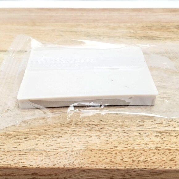 Dragon Mold Silicone Quantity 1 Cream Color - Picture 5 of 5